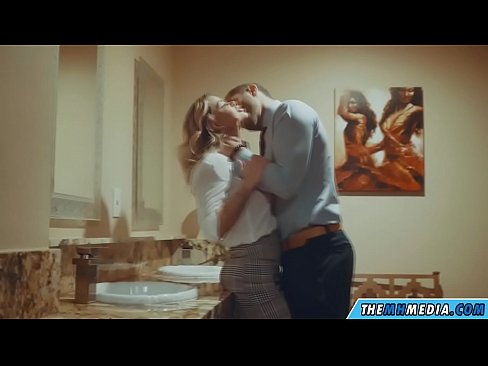 ❤️ Кад те прсата плавуша заведе у јавном тоалету ❌ Порно код нас sr.porn-list.ru